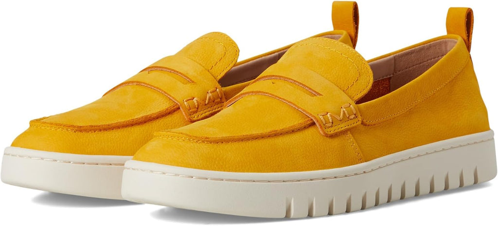 VUN Women's Uptown Loafer